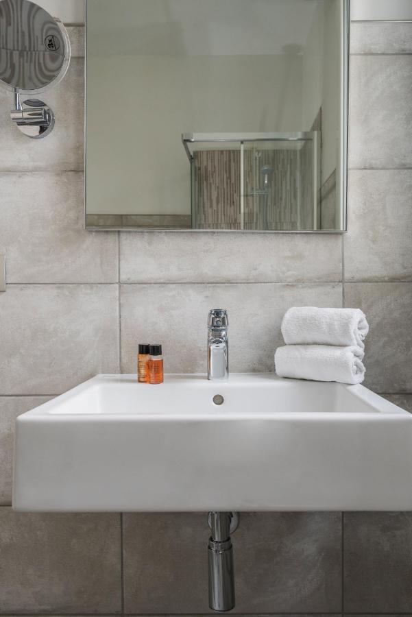 Nido Suite & Apartments Чезенатико Экстерьер фото